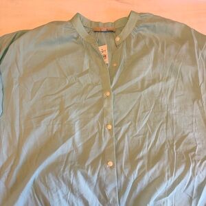 LOFT Women's Light Blue Button Down Shirt